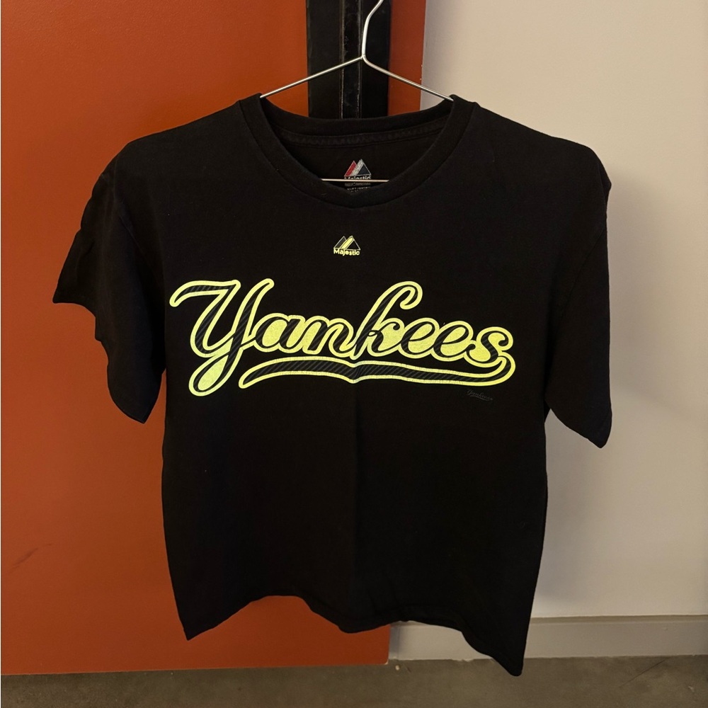 Derek Jeter New York Yankees Black & Neon Green Short Sleeve Jersey Tee Size M